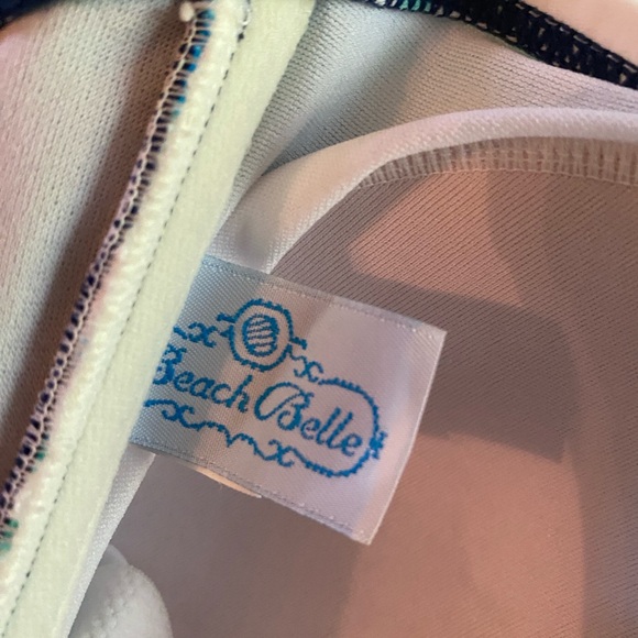 Beach Belle Swimsuit 20W like new Navy with blue and green multi - Picture 3 of 4